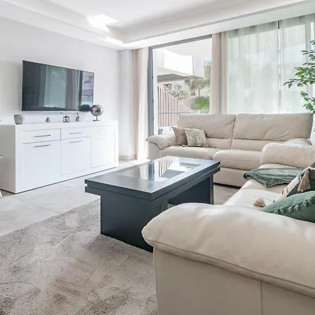 Inf42p - Modern Near The Apartment *